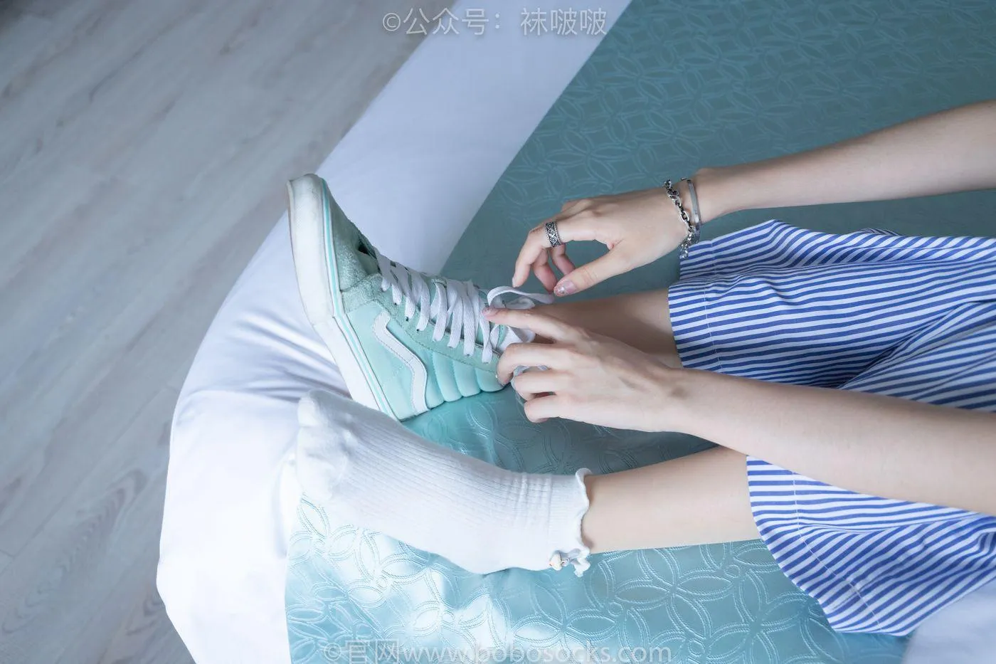 [BoBoSocks袜啵啵]NO.027 稚予- vans、白色棉袜、肉丝 [136P]插图